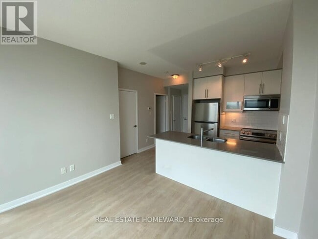 Photo du bâtiment - 1171 Queen St W