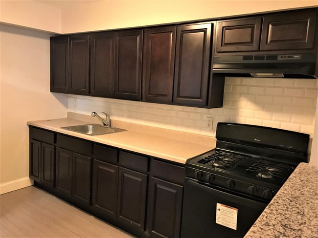 Building Photo - 363 Park Ave