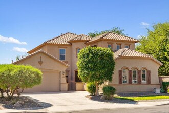 Building Photo - 2771 E Wisteria Dr
