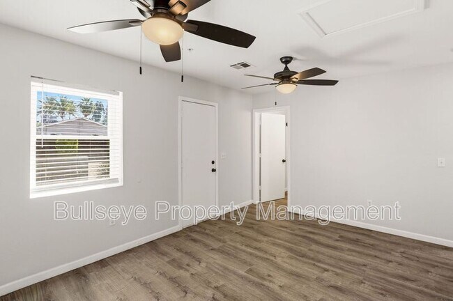 Foto del edificio - 840 E Turney Ave