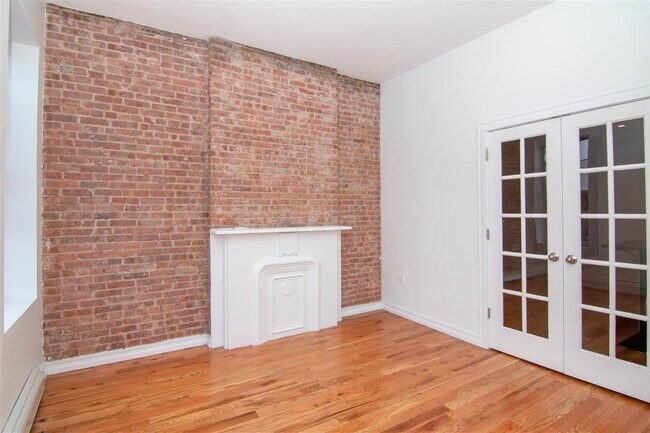 Foto del edificio - 201 Monticello Ave