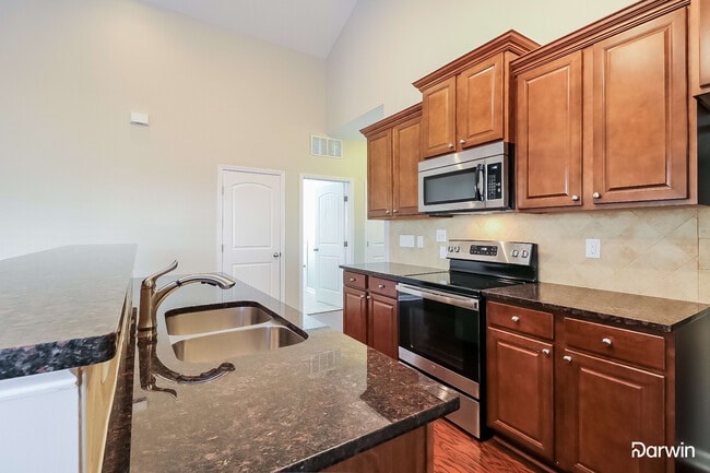 Building Photo - 197 Breezemont Drive, Fuquay Varina, NC 27526