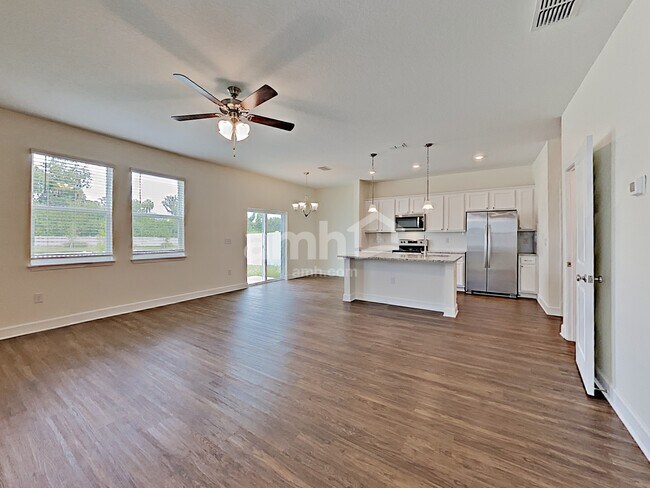 Building Photo - 4811 Reisswood Loop