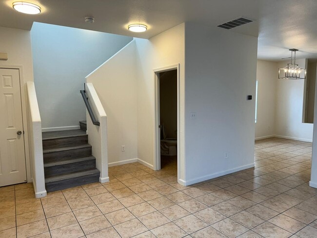 Building Photo - 163 Gibson Ave