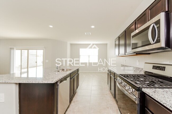 Foto del edificio - Spacious 4 Bedroom in Buckeye!