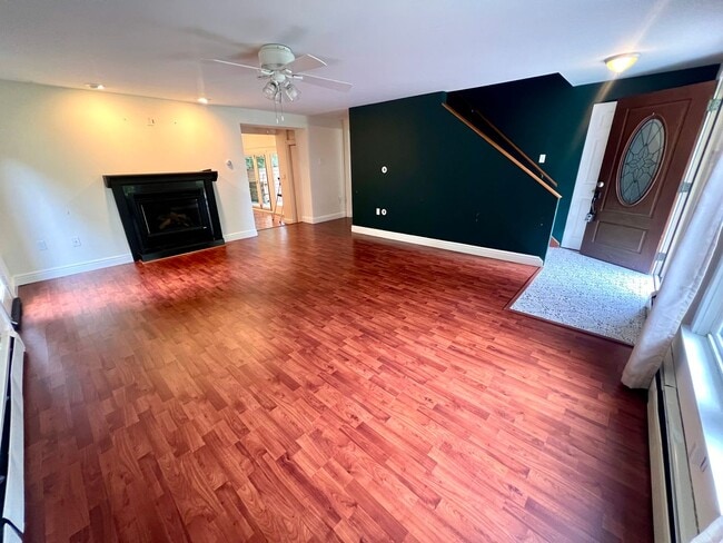 Building Photo - Pittsburgh - 3 Bedroom 1.5 Bathroom - Upda...
