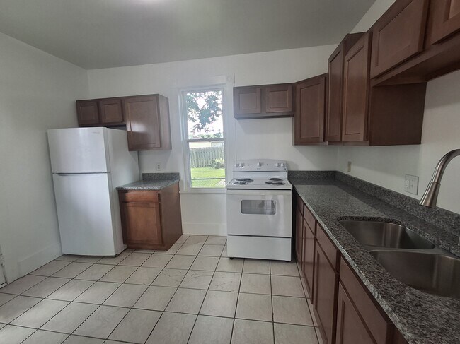 Foto del edificio - 405 Andover St