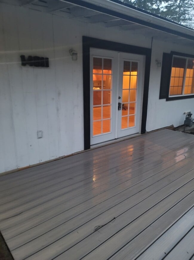 Foto del edificio - Bellevue Eastgate area - Remodeled rambler...