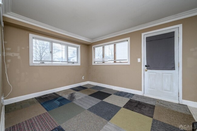 Building Photo - 186 Central Ave