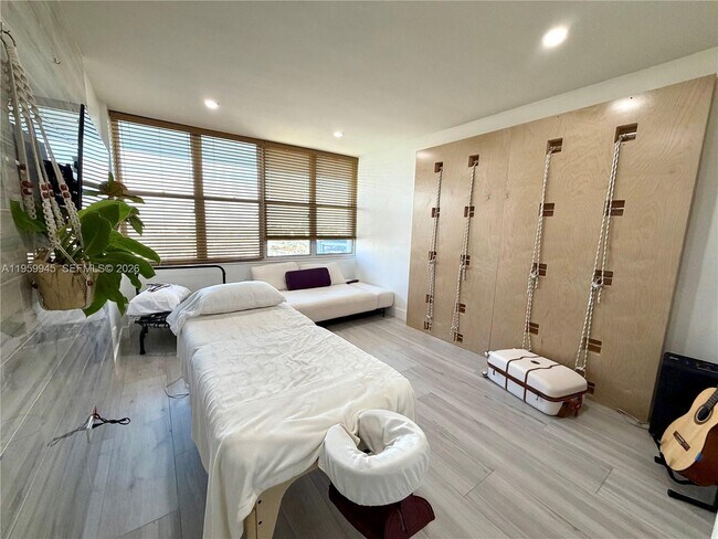 Foto del edificio - 7441 Wayne Ave