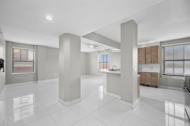 Foto del edificio - Beautiful Furnished 2-Bed, 2-Bath Condo in the Heart of Downtown Des Moines