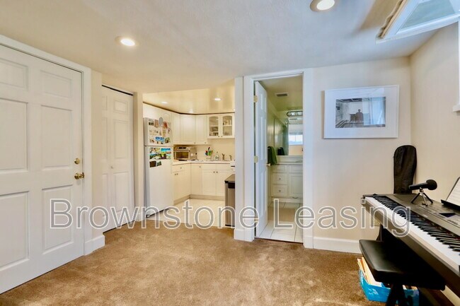 Foto del edificio - 920 E 9th Ave