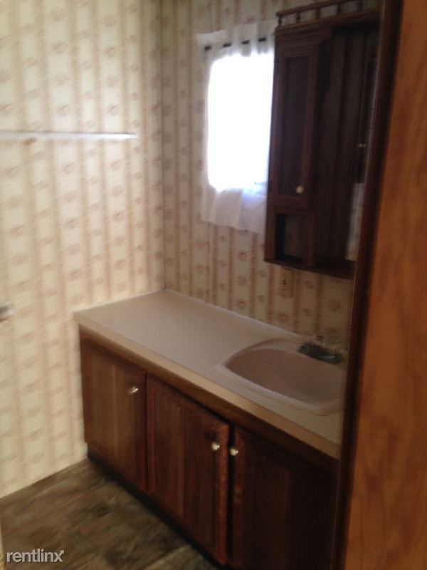 Building Photo - 2 br, 2 bath Mobile Home - 28 1/2 Sand St