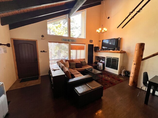 Foto del edificio - Fully Furnished Rental