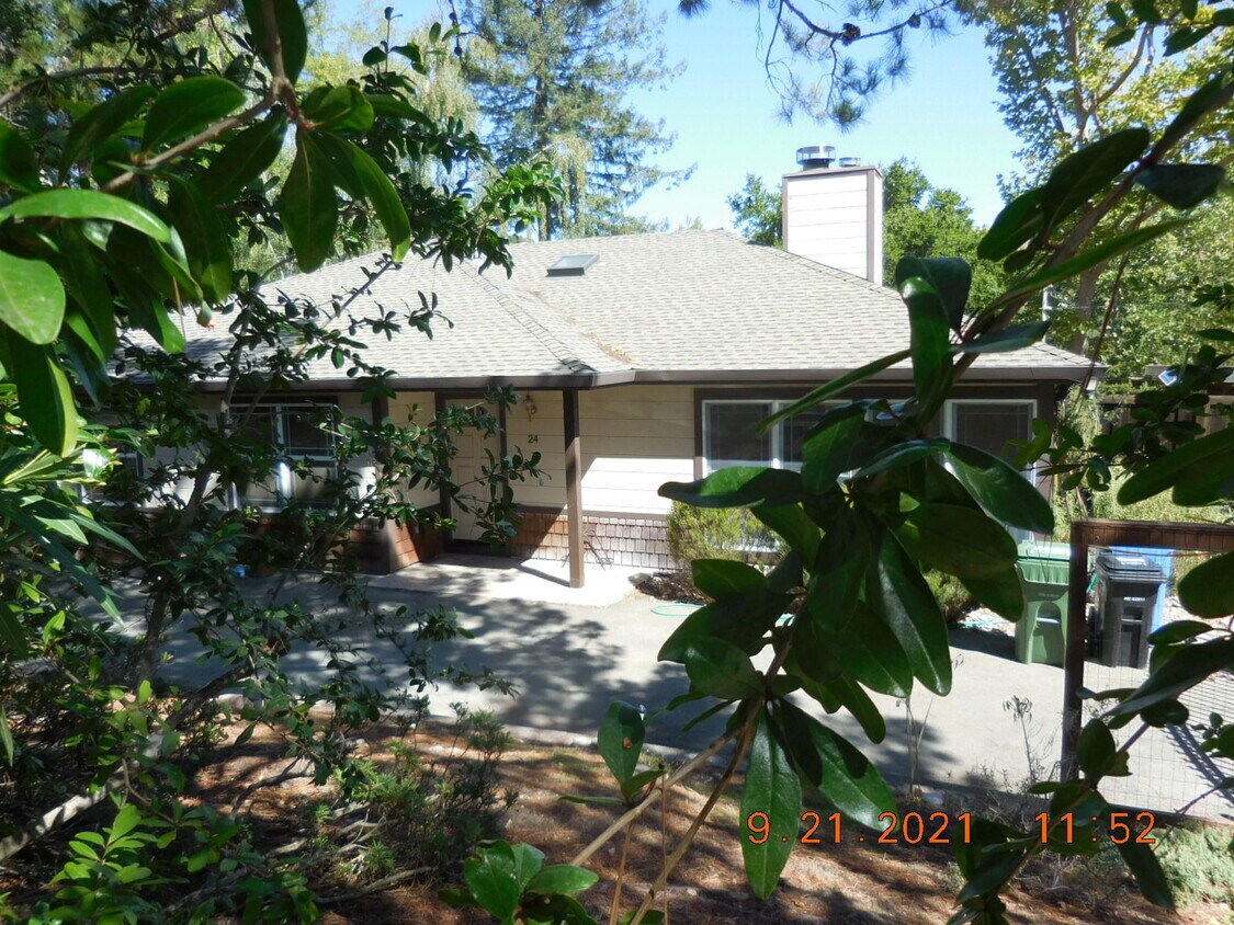24 Altamount Dr, Orinda, CA 94563 House Rental in Orinda, CA