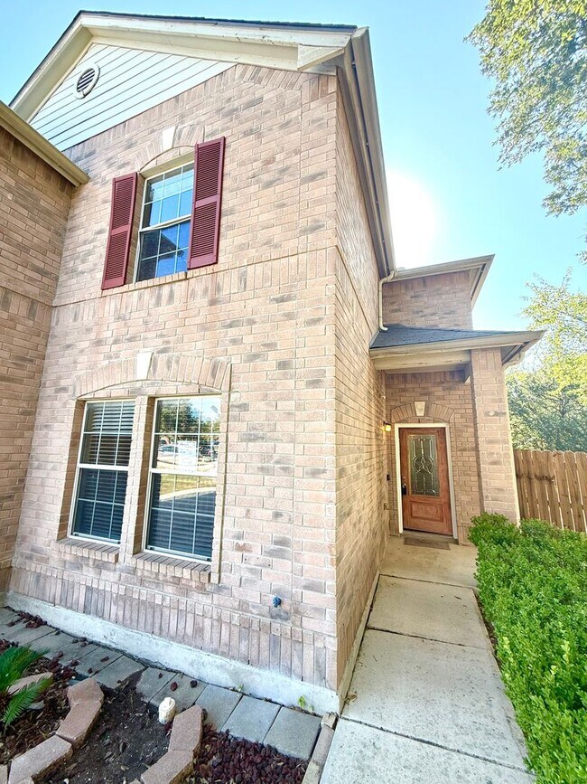 Foto del edificio - **APPLICATION RECEIVED** **MOVE IN SPECIAL...