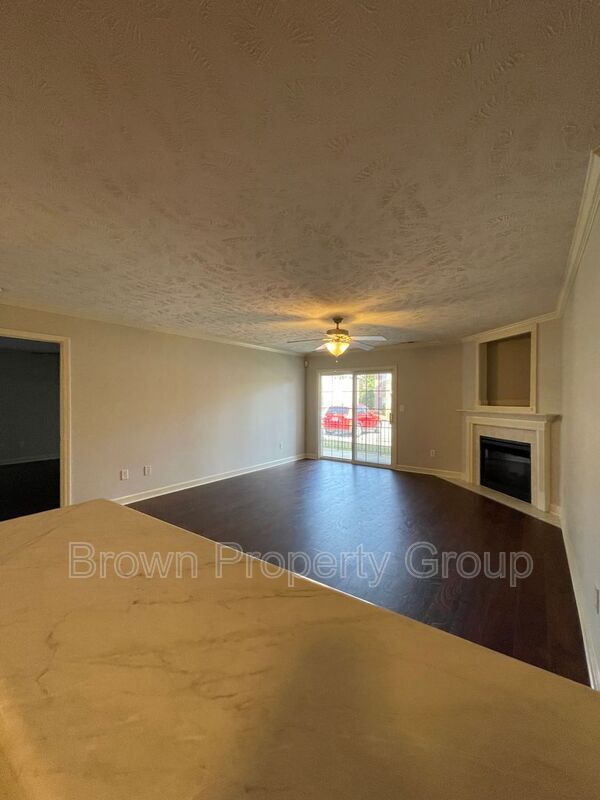 Building Photo - 1761 Renwick Dr