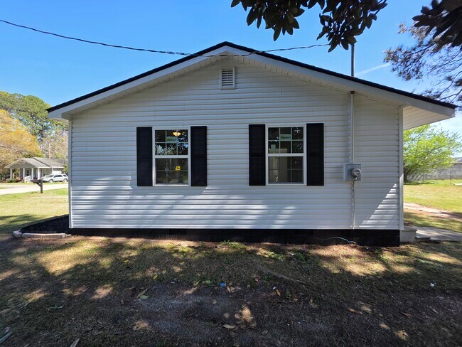 Foto del edificio - 1001 James St