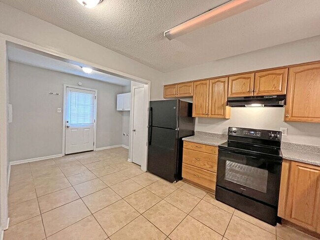 Foto del edificio - 922 Woodburne Pl
