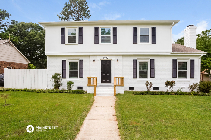 Foto principal - 6000 Farm Pond Ln