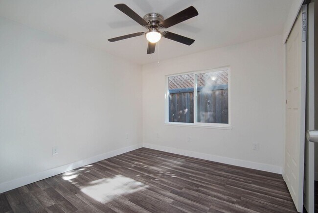 Foto del edificio - NEW BRENTWOOD CONSTRUCTION ADU! HIGHLY UPG...