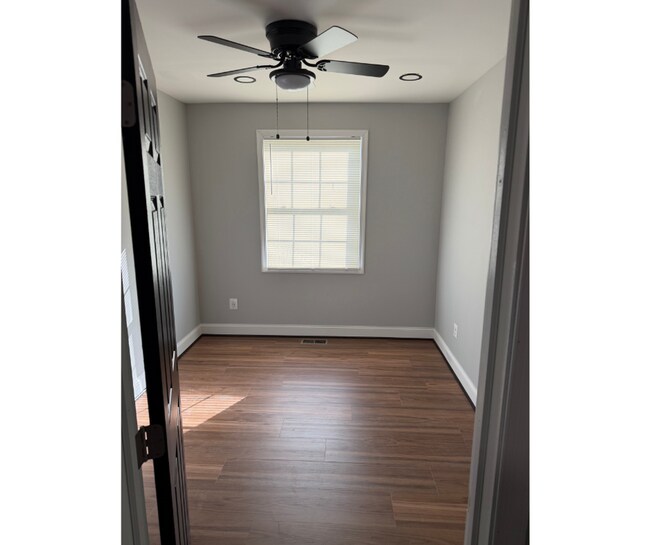 Foto del edificio - 101 Edgewood St