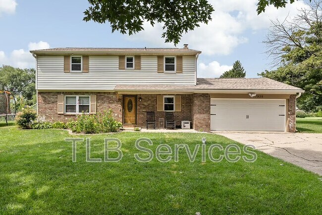 Building Photo - 7938 Elm Dr