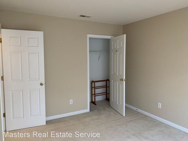 Building Photo - 3 br, 2.5 bath House - 5122 Brook Lauren lane