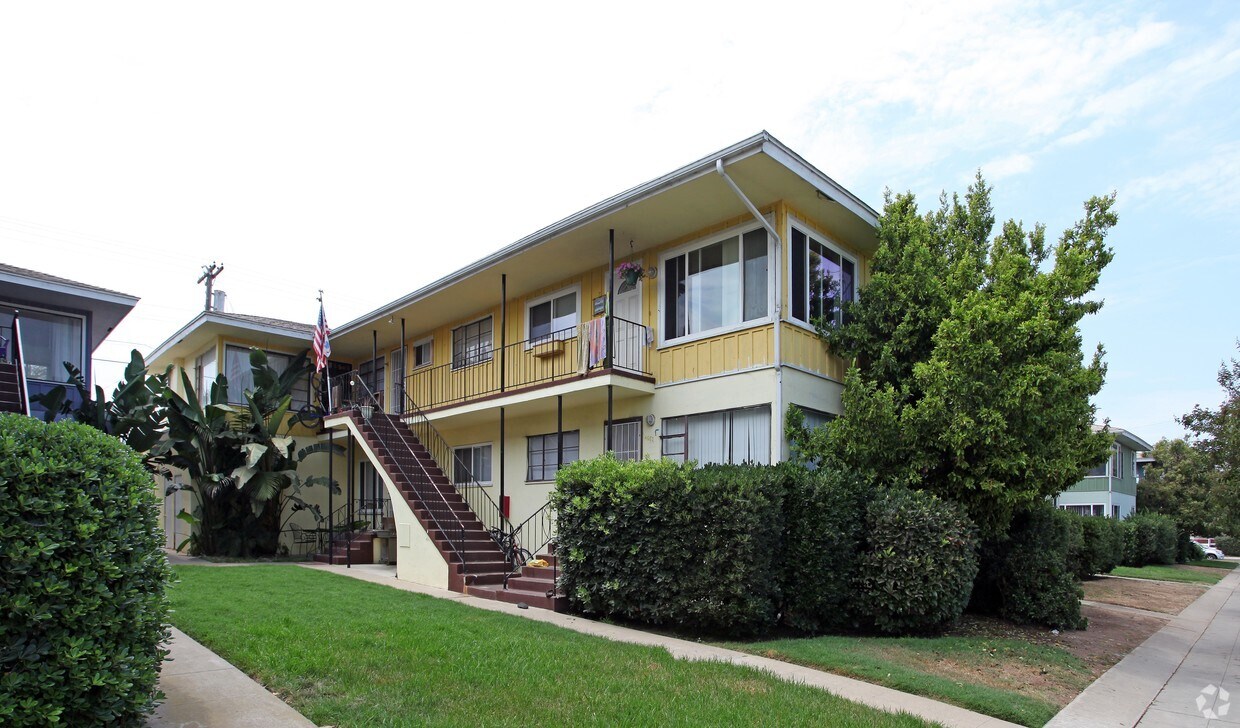 Foto principal - Muir Garden Apartments