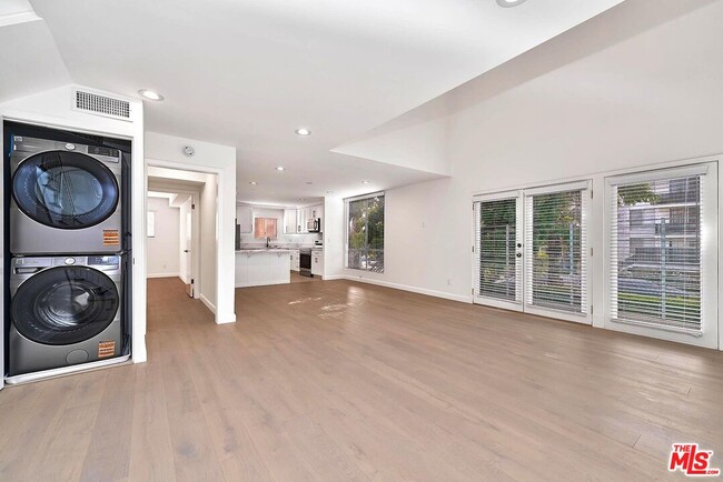 Foto del edificio - 843 4th St