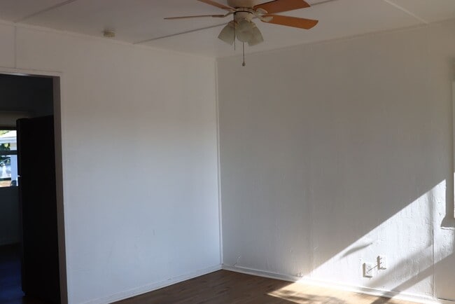 Photo - 2 Bedroom between Merced and Planada House