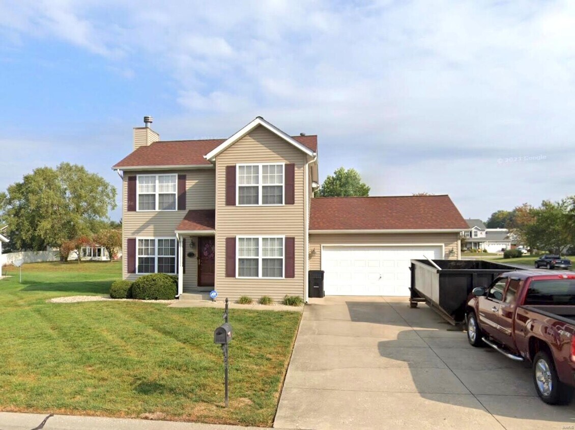Primary Photo - 2021 Killarney Dr