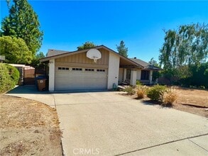 Building Photo - 318 E Miramar Ave