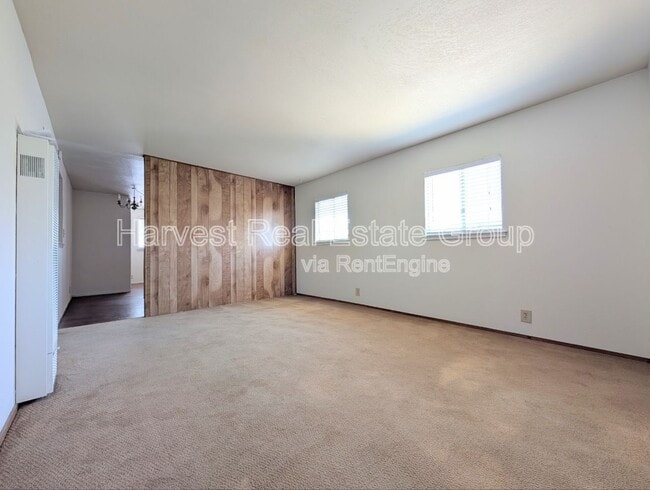 Building Photo - 1064 Eighth Ave