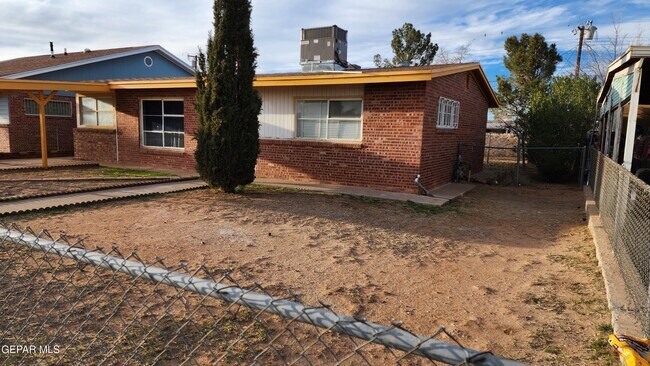 Foto del edificio - 5029 Tetons Dr