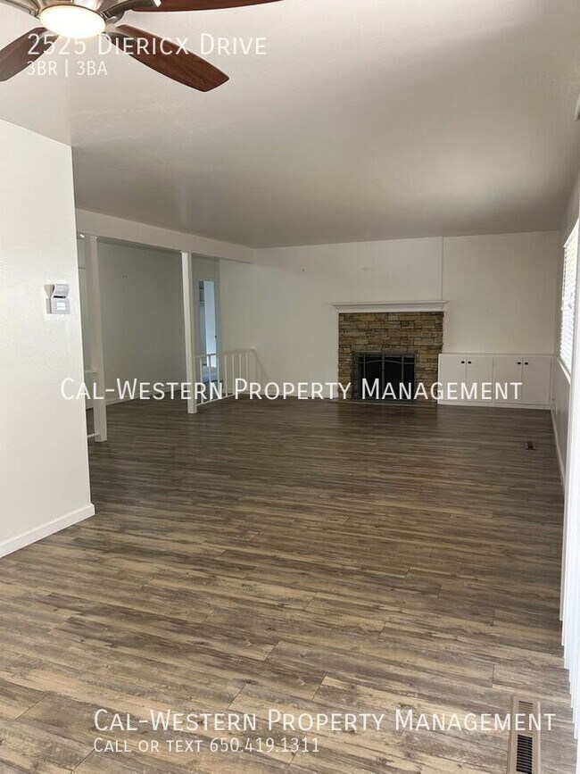 Building Photo - Updated Mountain View Home in sought after...