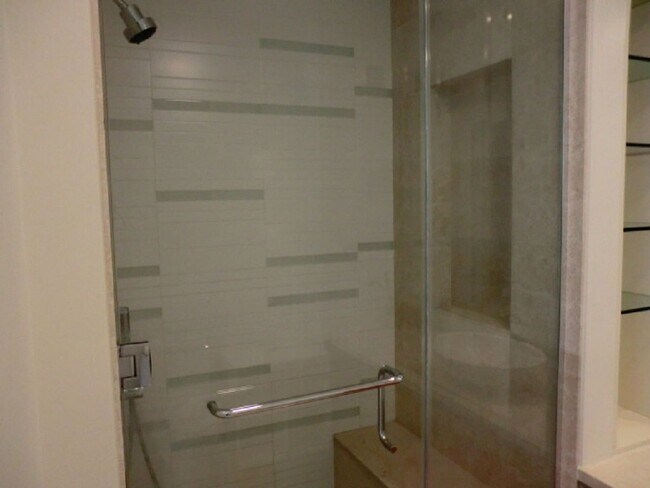 Foto del edificio - Studio with incredible views of the Strip!