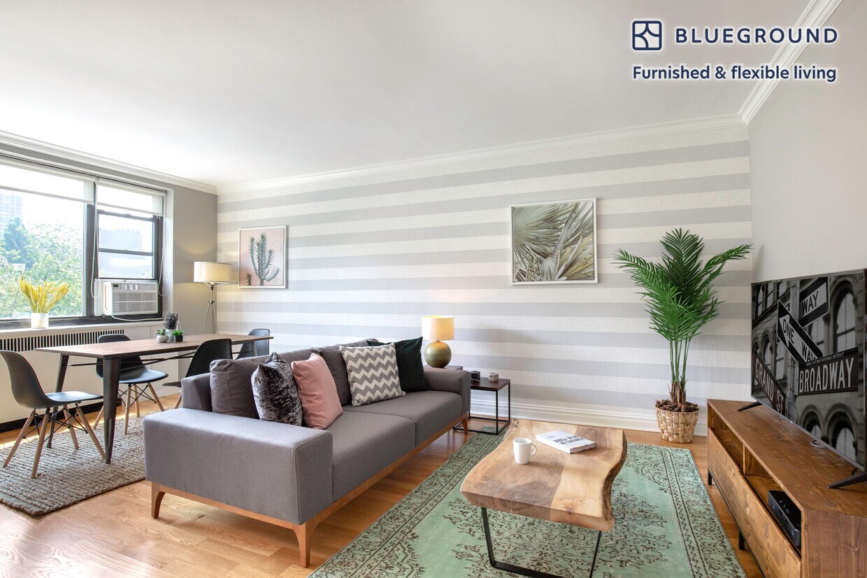 Primary Photo - 10 Downing St