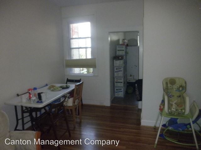 Building Photo - 634 Savage St