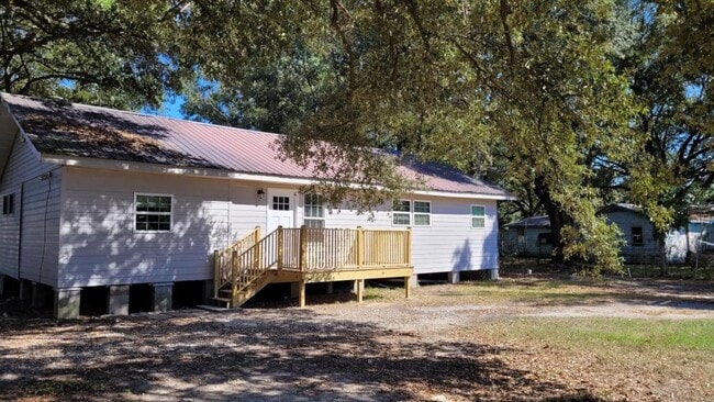 Photo - 33200 Walker Rd N House