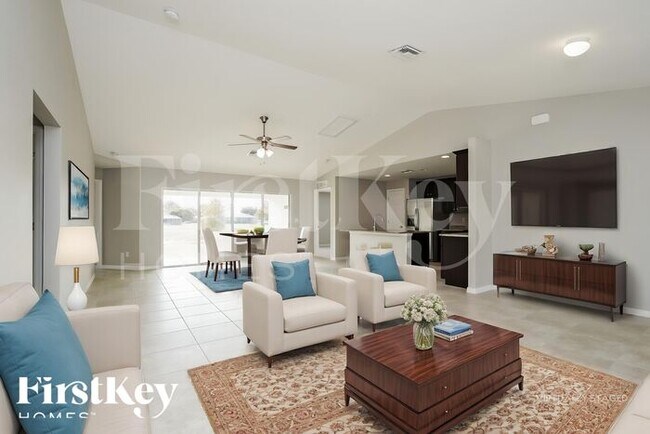 Foto del edificio - 2220 SW 17th Terrace