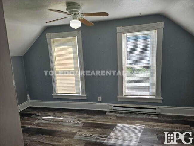 Foto del edificio - 5520 N Summit St