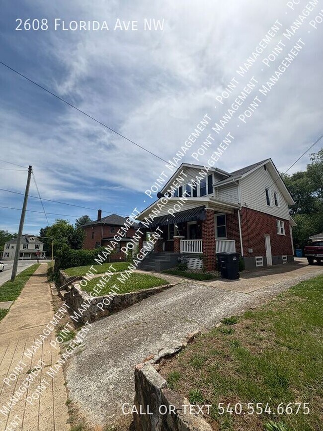 Foto del edificio - 2608 Florida Ave NW
