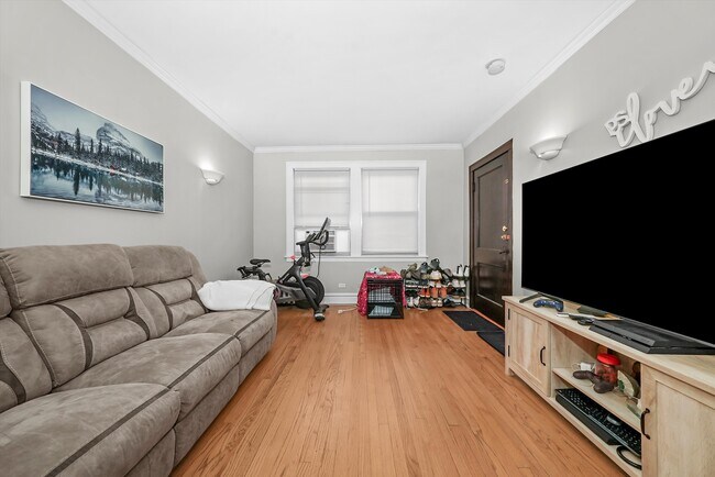 Foto del edificio - 1929b Grove Ave