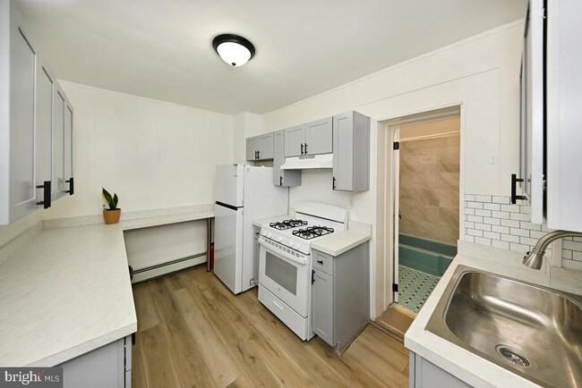 Foto del edificio - 652 Penn St