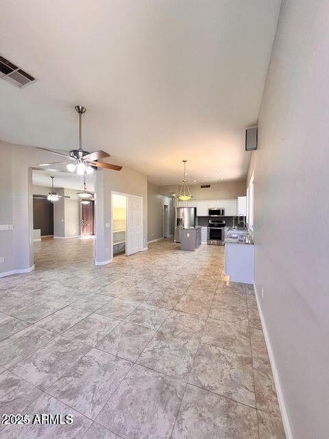 Building Photo - 1683 S Heritage Dr