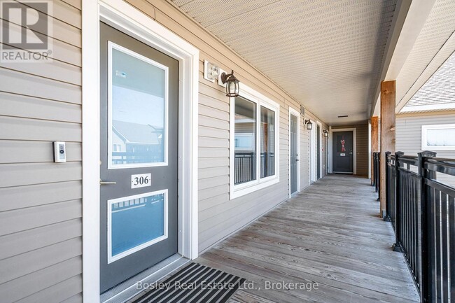 Building Photo - 5-305 Anchorage Cres