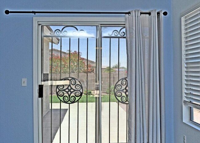 Foto del edificio - Move-In Ready 3 bedroom/2 Bath