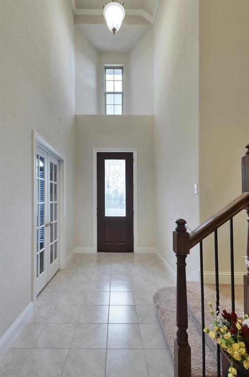 Building Photo - Stately 4 Bedroom, 3.5 Bath Home in Southw...