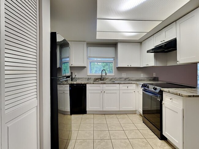 Foto del edificio - 2810 Bellwood Dr